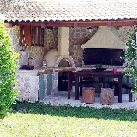 Arenaria Leucadia Willa Lefkáda