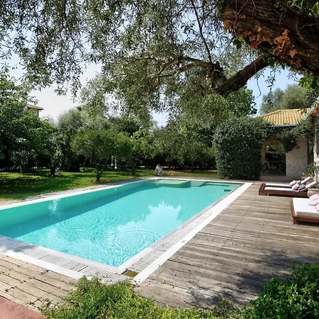 Arenaria Leucadia Willa Lefkáda