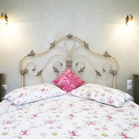 Arenaria Leucadia Villa *