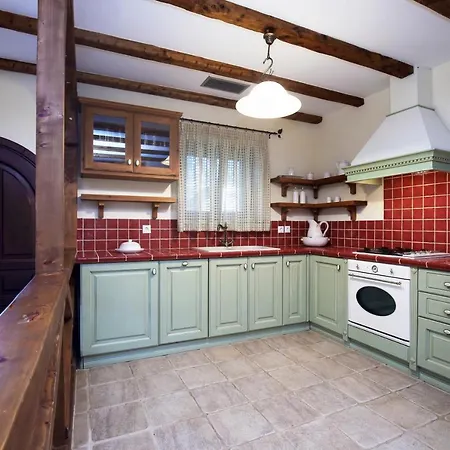 Arenaria Leucadia Villa *