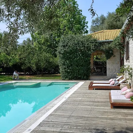 Arenaria Leucadia Villa *